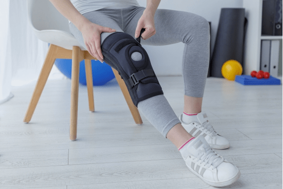 変形性膝関節症のサポーター 選び方 つけ方を解説 リペアセルクリニック東京院